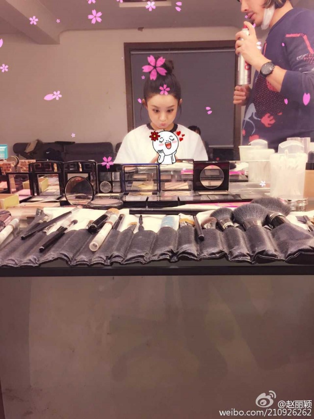 现在比较火的网红彩妆,女明星平价彩妆