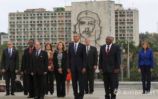 梅西雕塑图片,梅西雕像
