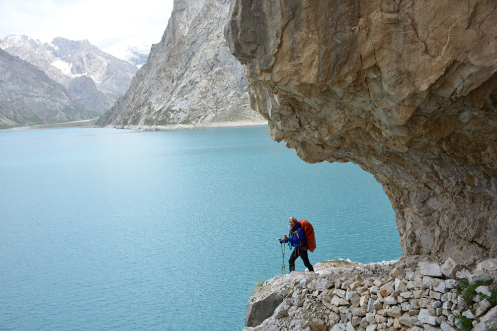 行者无疆-6月乌孙，漂洋过海为圣湖，翻山越岭因初心