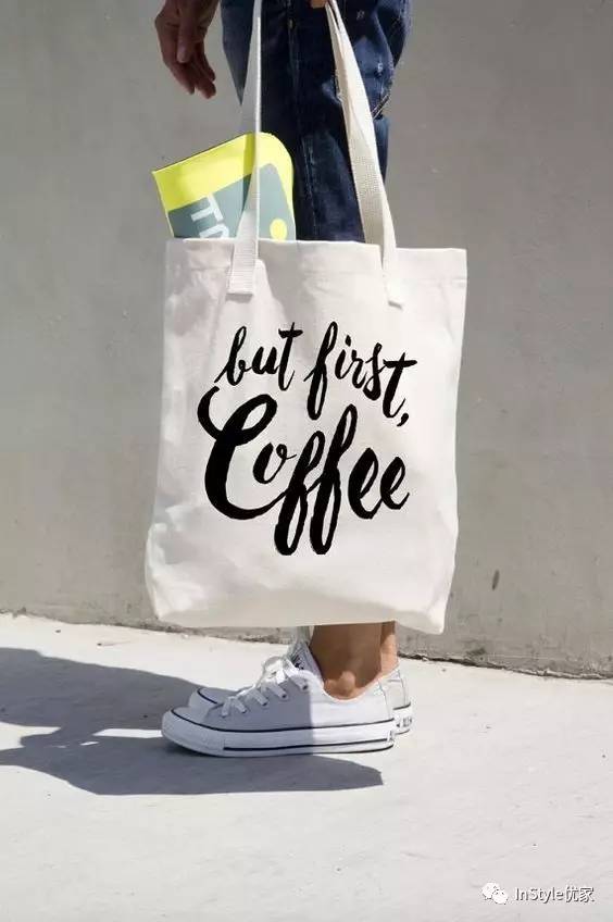 最流行的购物袋包包,今年流行的购物袋包