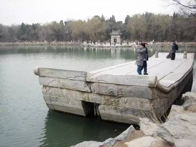 这应该是民国时期最精彩的英文毕业演讲，没有之一（附双语稿）