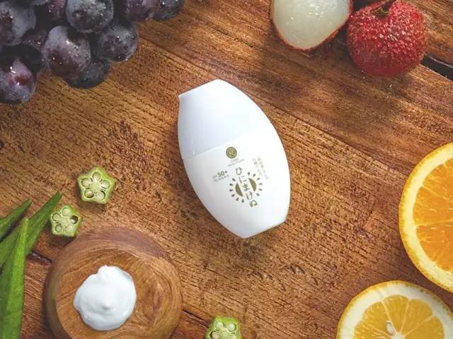 一年四季涂脸的防晒霜推荐 (推荐几款纯物理防晒霜脸部不泛白)