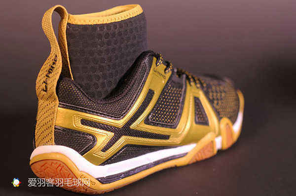 李宁桀骜篮球鞋测评,李宁ljjr288鸳鸯钉鞋测评