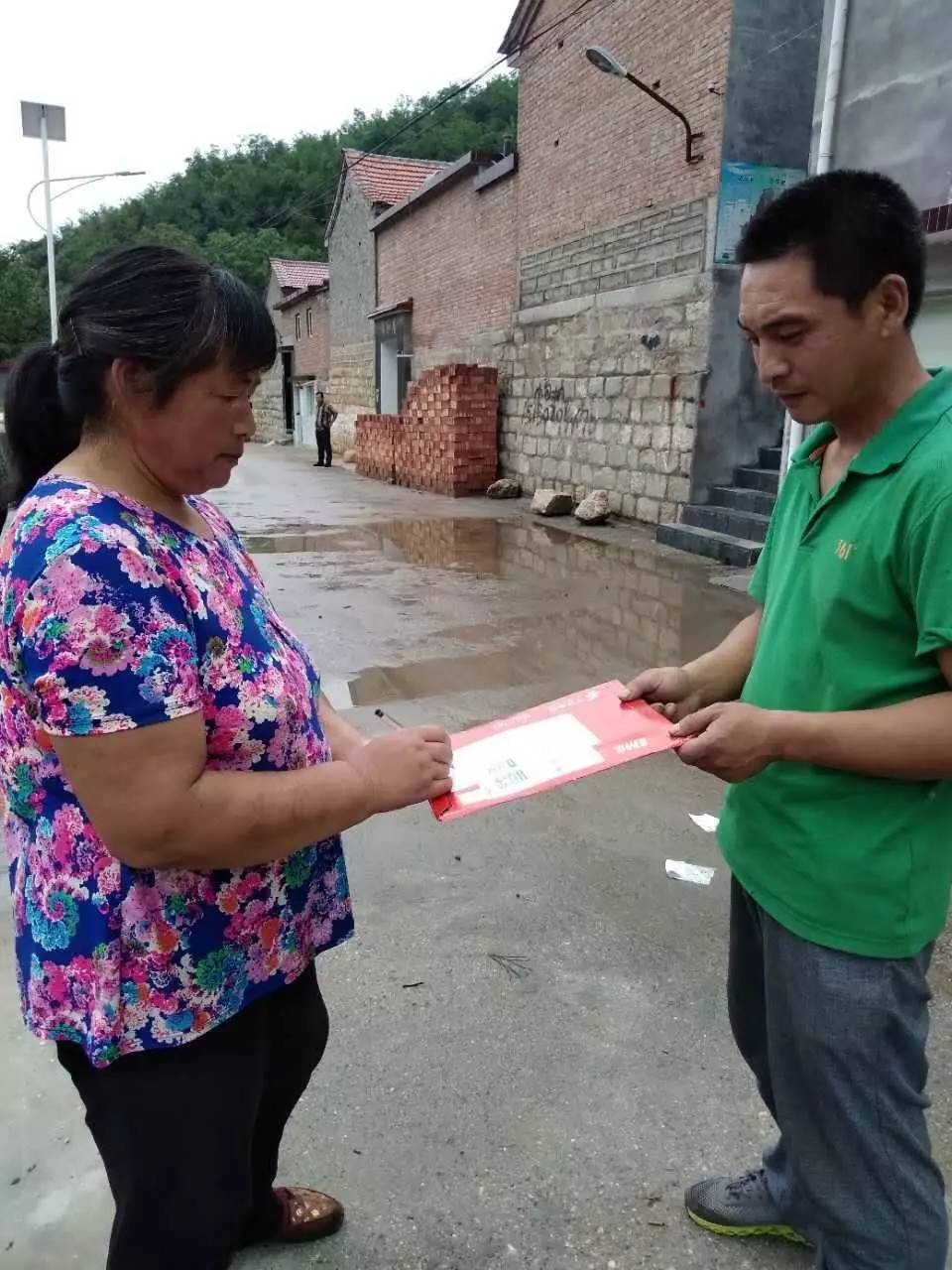 厉害了!这个平山人13年走过的路能绕地球一圈!只为做好一件事!