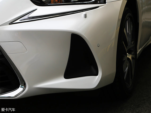 外观运动内饰科技感强雷克萨斯nx,新款雷克萨斯颜值爆表