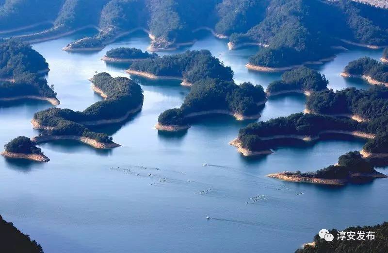 这座山非常巍峨,这座山真的这么神奇吗