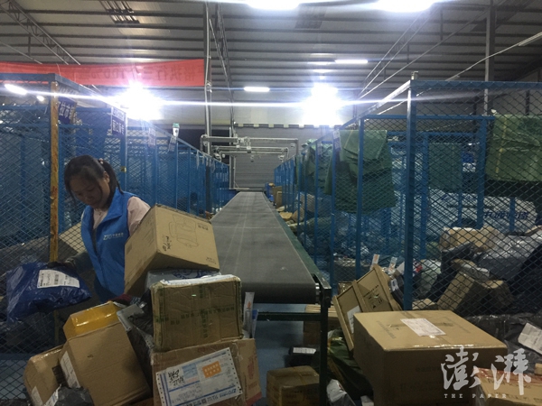 翼虎·山河·寻路胡焕庸线上的中国|玉龙县:电商上下求索