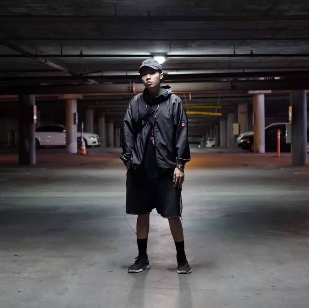 我和六位喜欢球鞋的潮人玩了快问快答