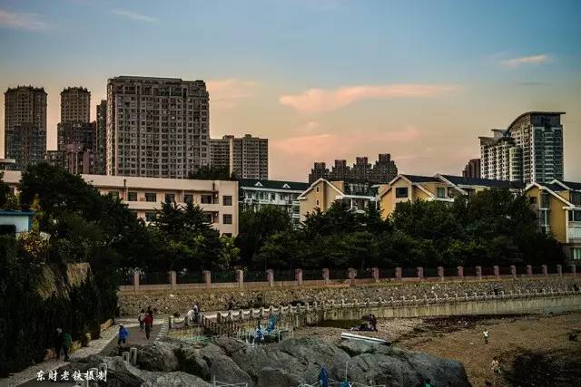 大连黑石礁异域风情街简介,旅大印象黑石礁店菜单