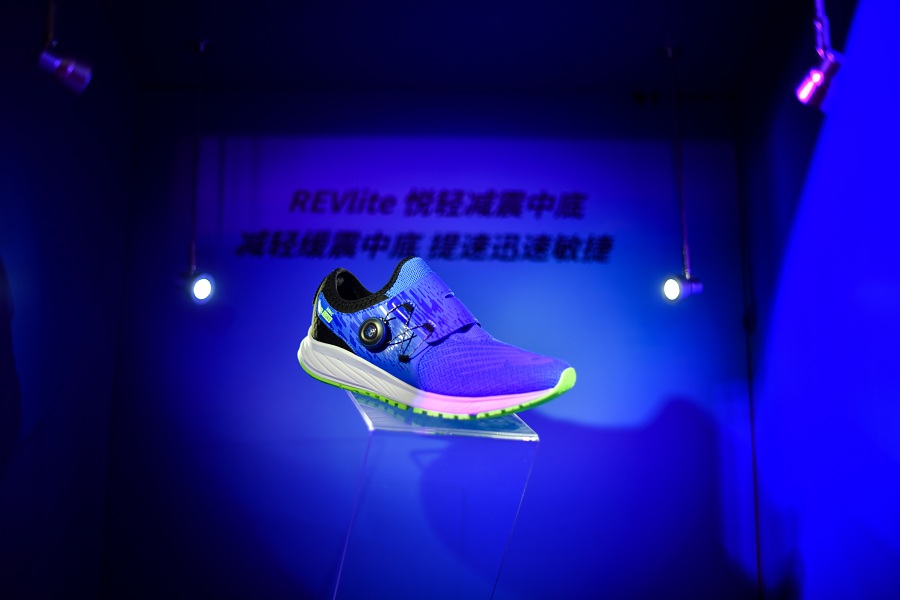 今日消费资讯：Bally发布2017秋冬男士包袋系列、阿尔卑斯山将开出六善酒店