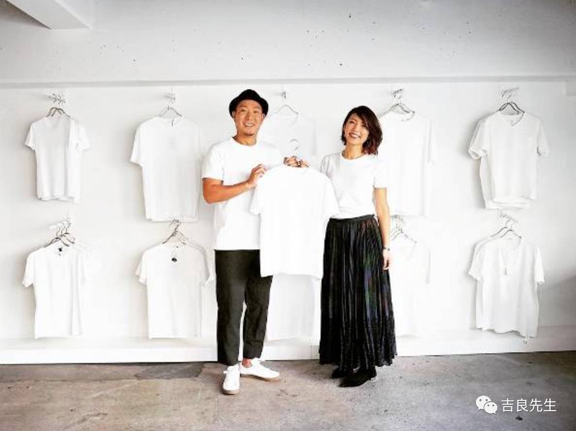 小众高级感白tee,白tee的30多种时髦穿搭