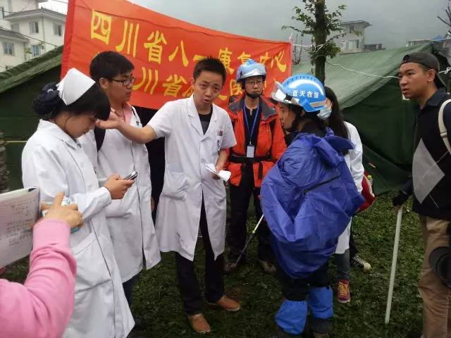 地震伤员跨区域救治方案,地震伤员术后康复注意事项