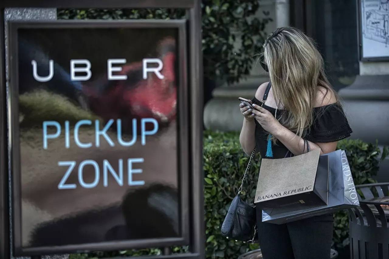 逛美国购物中心,美国购物中心漫步