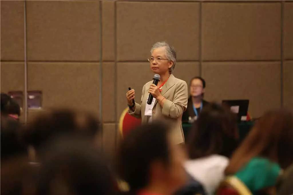 碰撞与融合为主题,思想的碰撞与融合经典事例