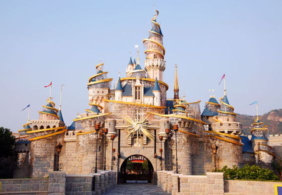 最In新娘情报速递:谁说城堡婚礼素人只有看的份儿？