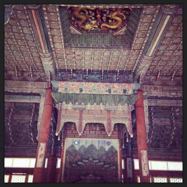 韩国首尔旅游购物攻略视频大全集,韩国旅游三大免税店必买