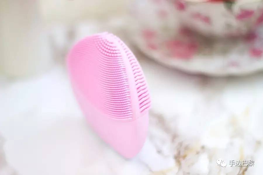 去黑头闭口痘痘土方法 (祛黑头收缩毛孔神器测评)