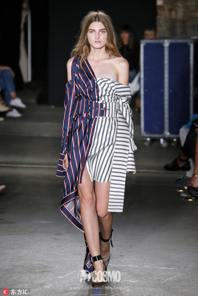 简单大方时尚白衬衫,时髦花边白衬衫