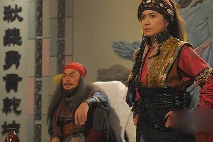 出身*院妓**却成最强海盗王，这个晚清寡妇威风起来连男人都怕