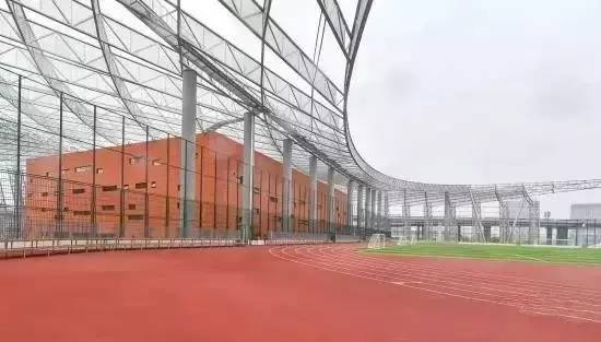 新静安体育中心空中球场,新静安体育中心体育馆