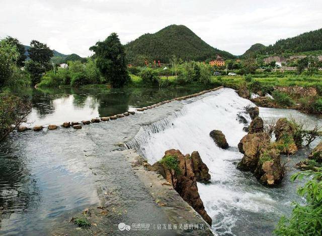 万峰林优美景色诗句,描写万峰林最美诗句