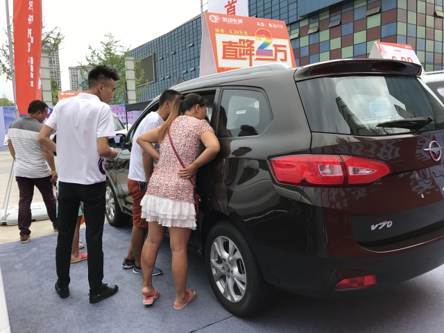 为什么都买奥迪不买奔驰,为什么买宝马奥迪不买奔驰