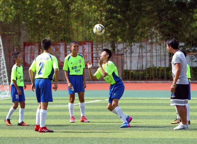 世界足球先生菲戈参加跑男,菲戈参加五人制足球赛