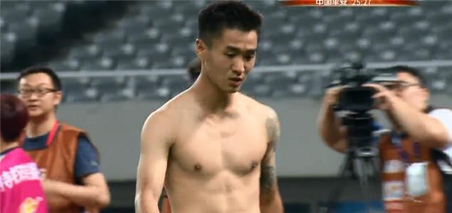 韦世豪40秒破门完整版,中超揭幕战韦世豪梅开二度恒大3-1