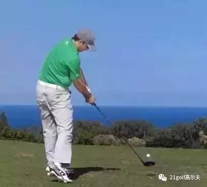 2号杆的挥杆技巧,全挥杆击球的练习方法