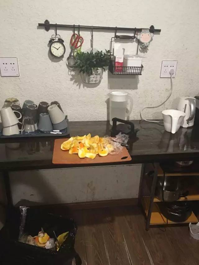 缃戠孩椋熷搧琚垪鍏ラ粦鍚嶅崟,瀵岄槼缃戠孩椋熷搧