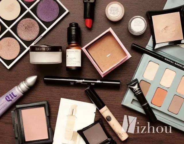 化妆新手入门买什么化妆品,初学者化妆一整套平价