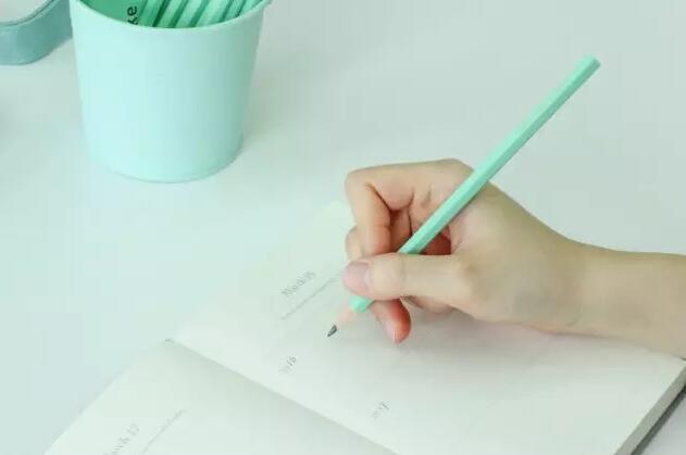 不买花哨的文具,高颜值文具开学必备