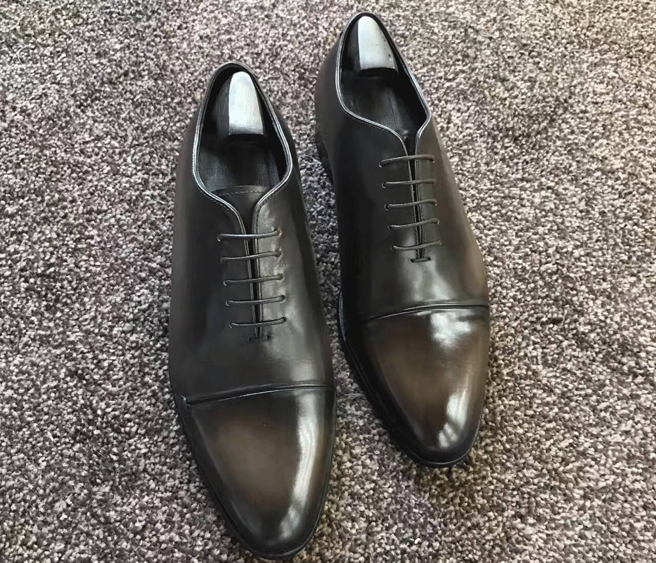 真皮皮鞋一次性处理200元,顶级皮鞋护理视频