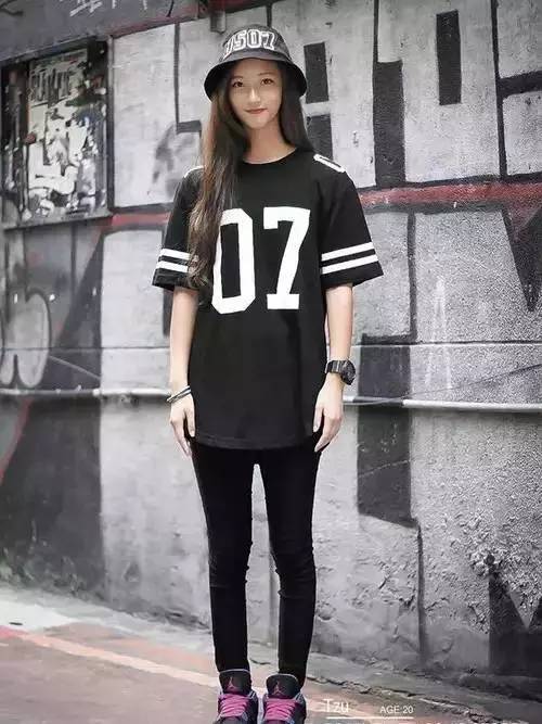 当倪妮赵丽颖同框,赵丽颖倪妮穿背带裤