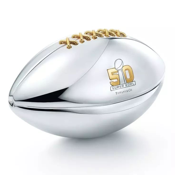 tiffany品牌创始人,tiffany上马奖杯