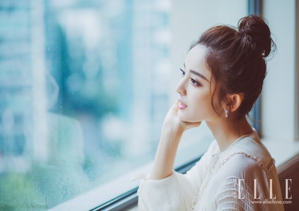 是什么东西那么红？最热的明星把“它”纷纷戴上了身！