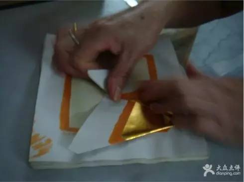 黄纸手工折纸菠萝元宝,中秋节元宝折纸的教程简单又漂亮