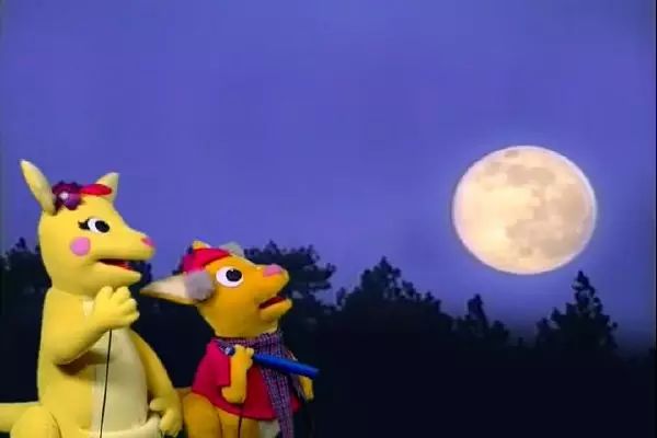 如何引导孩子好的看电视习惯 (什么方法让孩子不再着迷看电视)