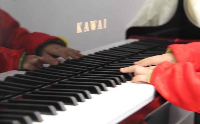 iPhone8在长沙卖的最好？！而这台手机背后这些人的辛酸你都知道吗？