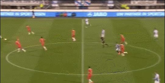 海伦芬赛季首胜 (拜仁锋线小将海伦芬)