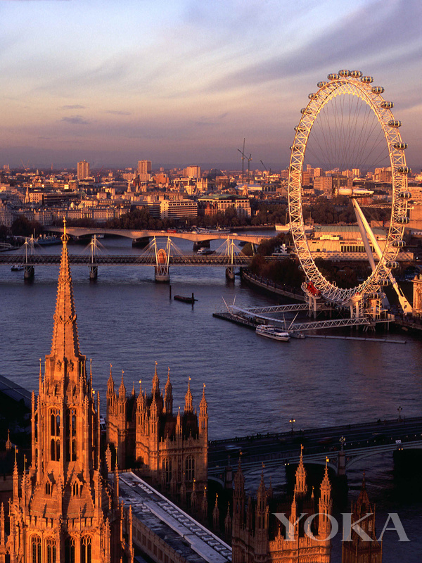 逛时装周,去时装周看什么