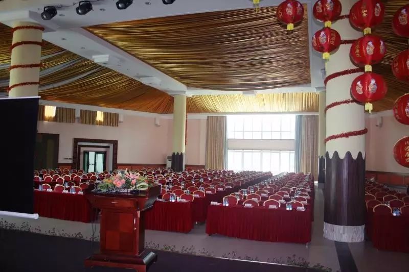 海滨温泉酒店会议,适合商务小型会议酒店