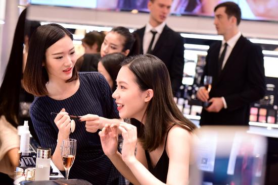 深圳雅诗兰黛专卖店,深圳万象城雅诗兰黛专柜