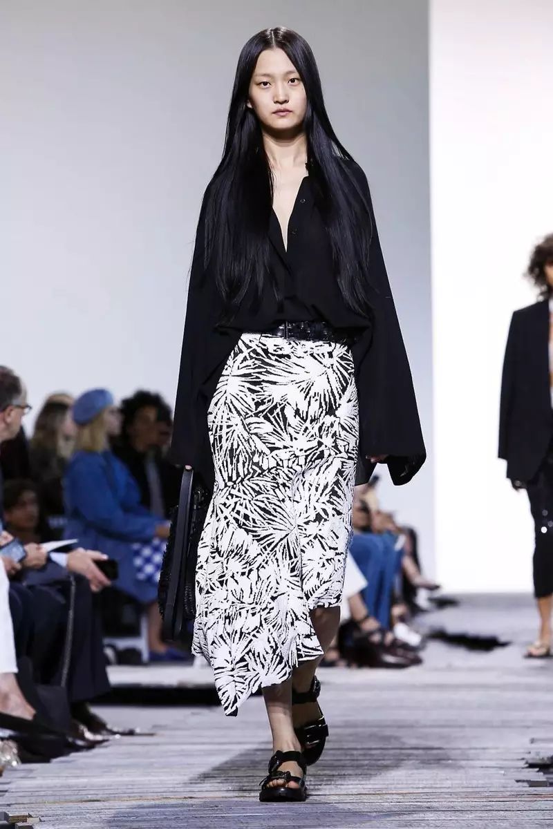 杨幂带货女王私服,带货女王杨幂