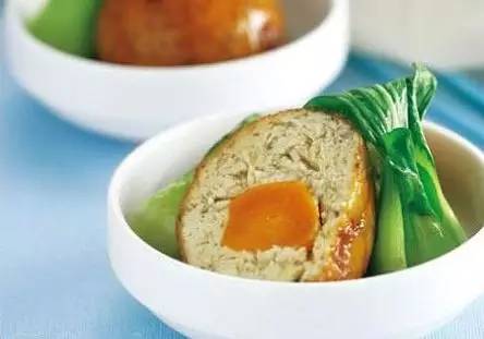 狮子头怎么做才能入口即化,为啥狮子头不用肉末