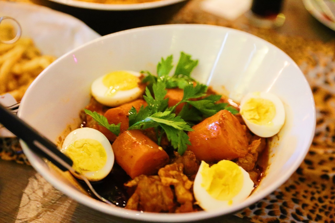 鲜报｜港丽餐厅越南河粉、海鲜饭全面上线！帝都CBD区鲜啤吧开启非洲风情