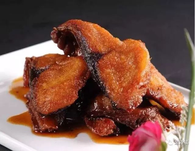 「金泽人说金泽事」金泽古镇上的小吃：状元糕、豆腐干、麦芽塌饼、熏毛豆、烧麦……