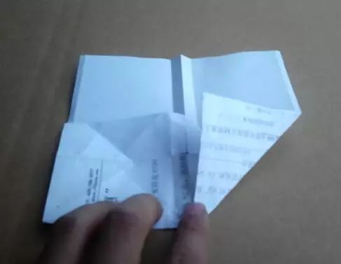 幼儿园简单小手工折纸简单又漂亮,手工折纸纸飞机制作教程幼儿园