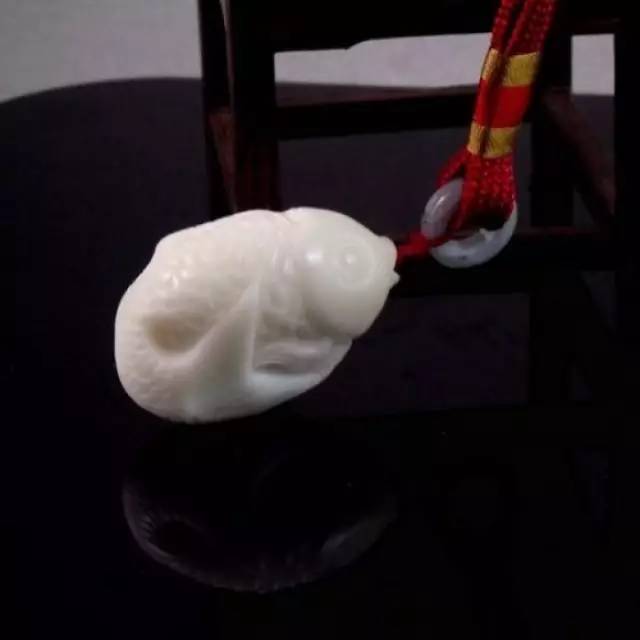 象牙果工艺品好吗,雕刻艺术果雕