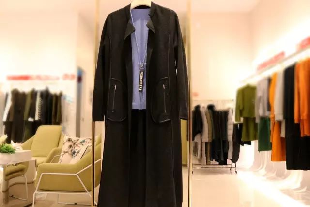 100元帮你搞定一套秋装,花一件衣服的钱穿两件衣服